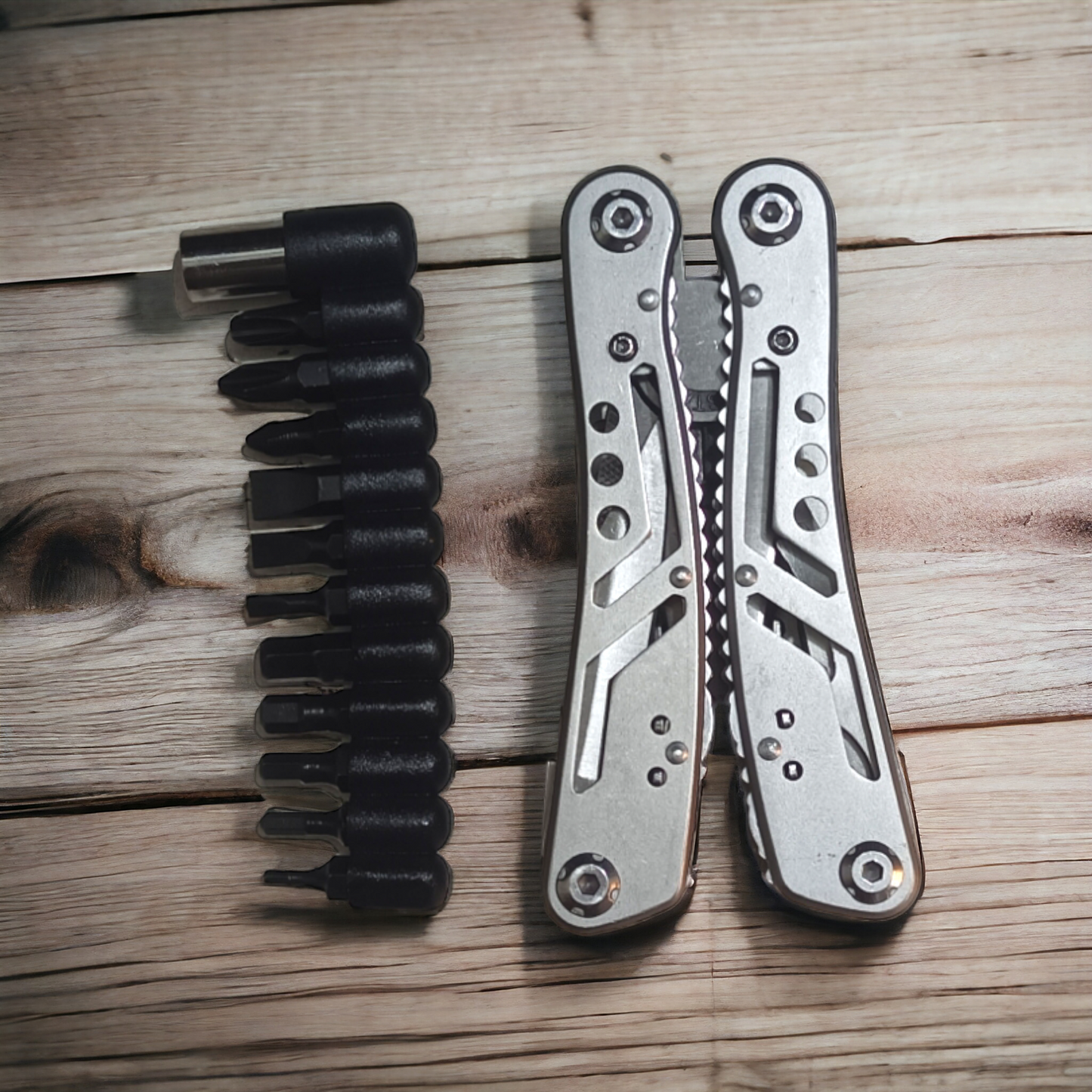 JEEP Multi-Tool 24 in 1 Pliers
