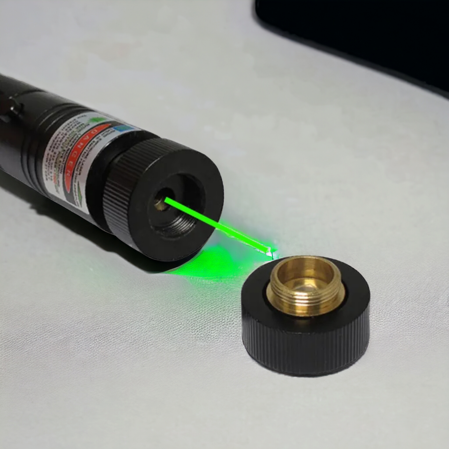 Rechargeable Green Laser Pointer with 4 KM Range